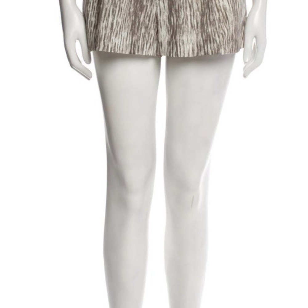 Alice + Olivia silky Shorts